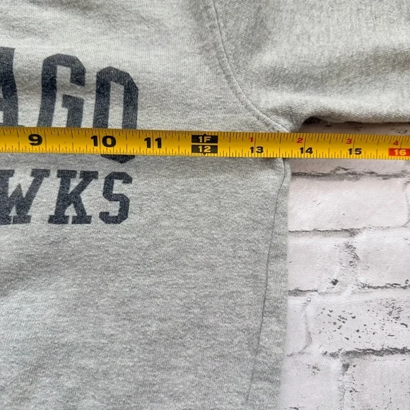 Chicago Blackhawks Kids Gray Sweatshirt - Picture 4 of 4